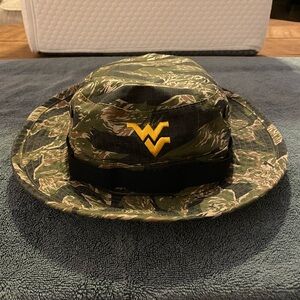 Nike WVU Mountaineers bucket hat